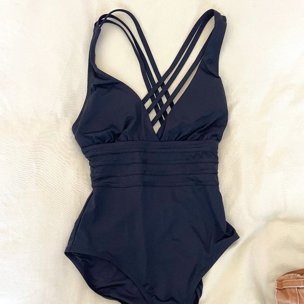La Blanca designer swim suit size 10 black
